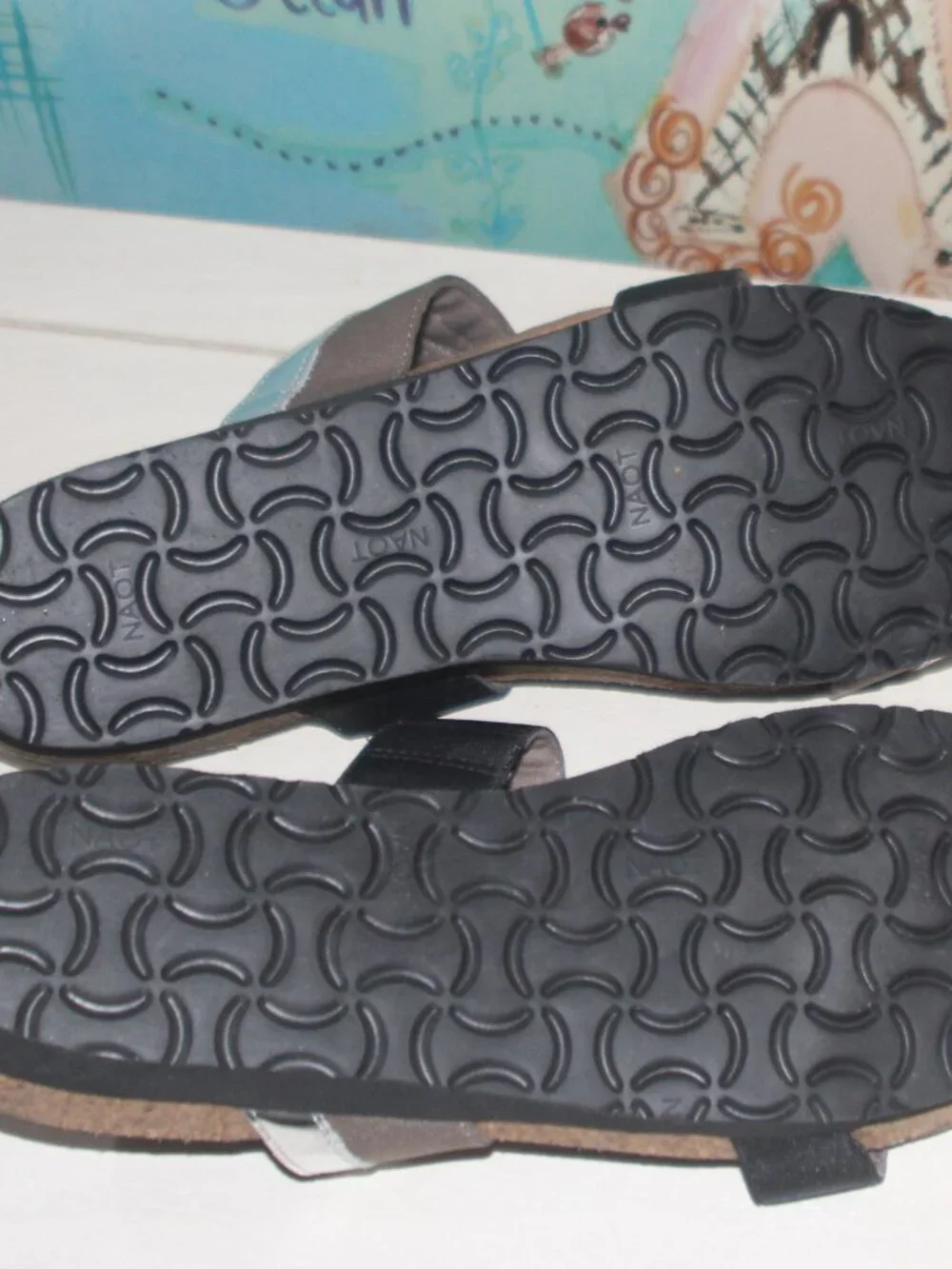 11a   LN LADIES NAOT SLIDE/SANDALS - BLACK AND SILVER SIZE 9